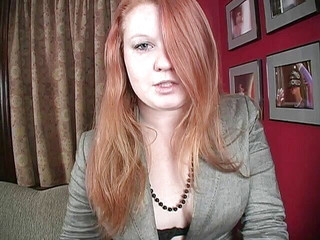 Eros JOI - Liberated Eye: Oblečená zrzavá děvka Scarlett Shore vám dá pokyny k honění