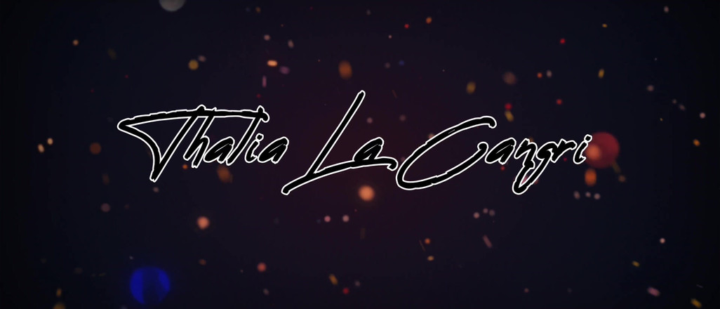 Thalia La Cangri: Awek panas bermain dengan pepeknya