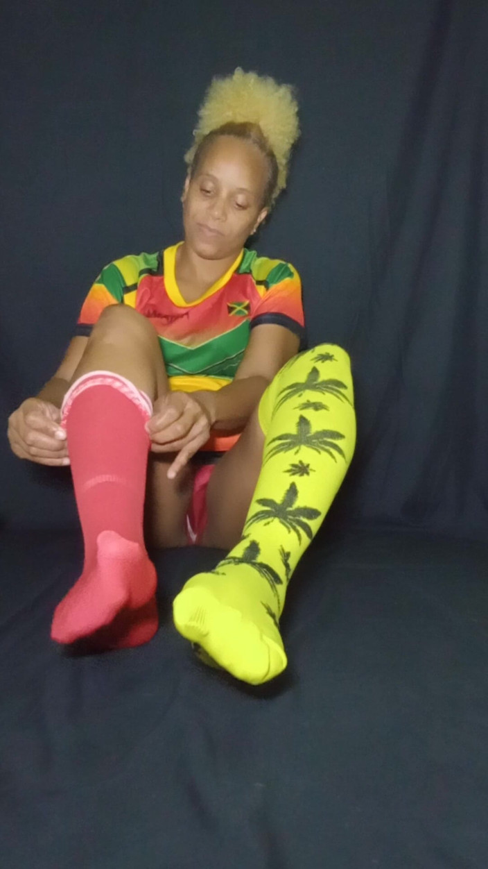 SeductressGem: Mi isla mis pies