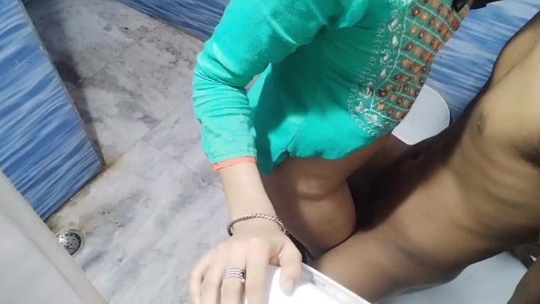 Sahnaz khan: Seks anal habis-habisan di luar ruangan