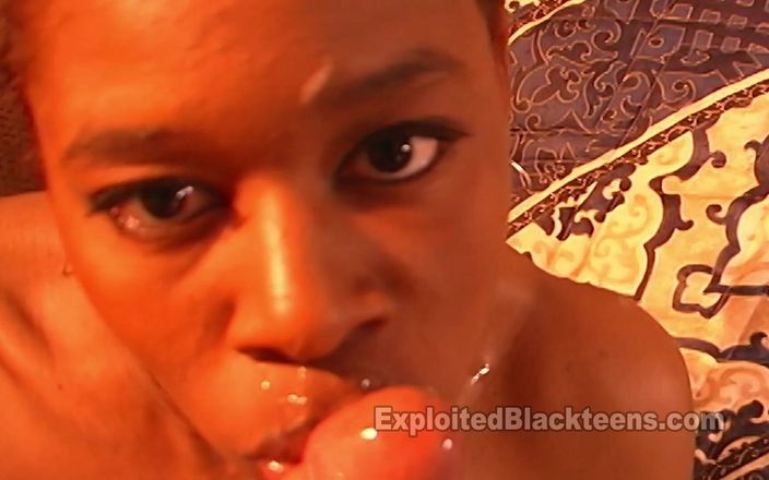 Exploited black teens: Ebony First TImer does a Great Job in Her Amateur...