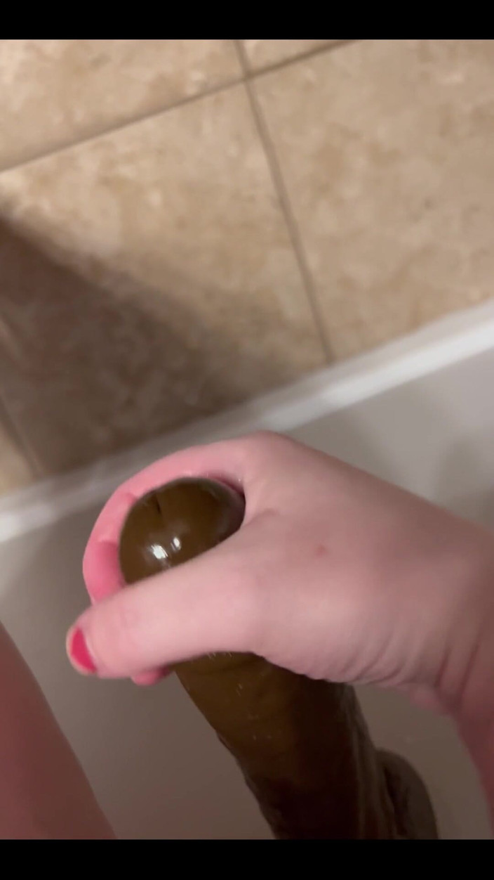 Prettyin puddles: I love this huge BBC dildo 