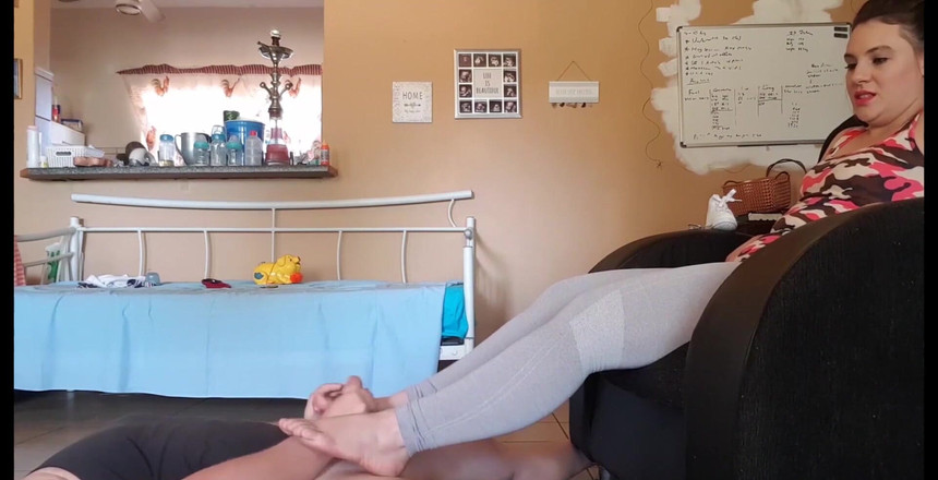 Stacey Reid: Stacey Gives Adam a Hot Footjob! Enjoy Her Perfect Soles...