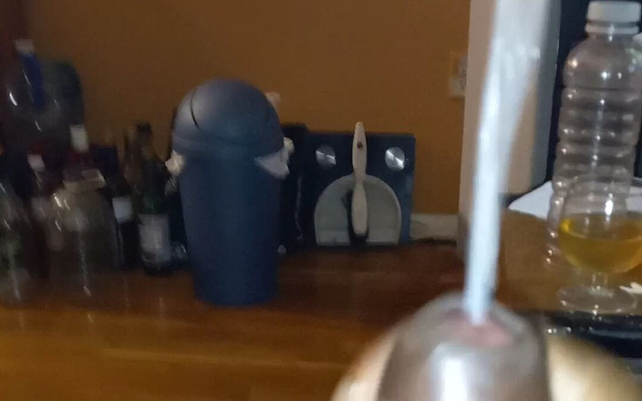 BlueBaker69: Wichsen, großer unbeschnittener schwanz, der fette ladung schießt