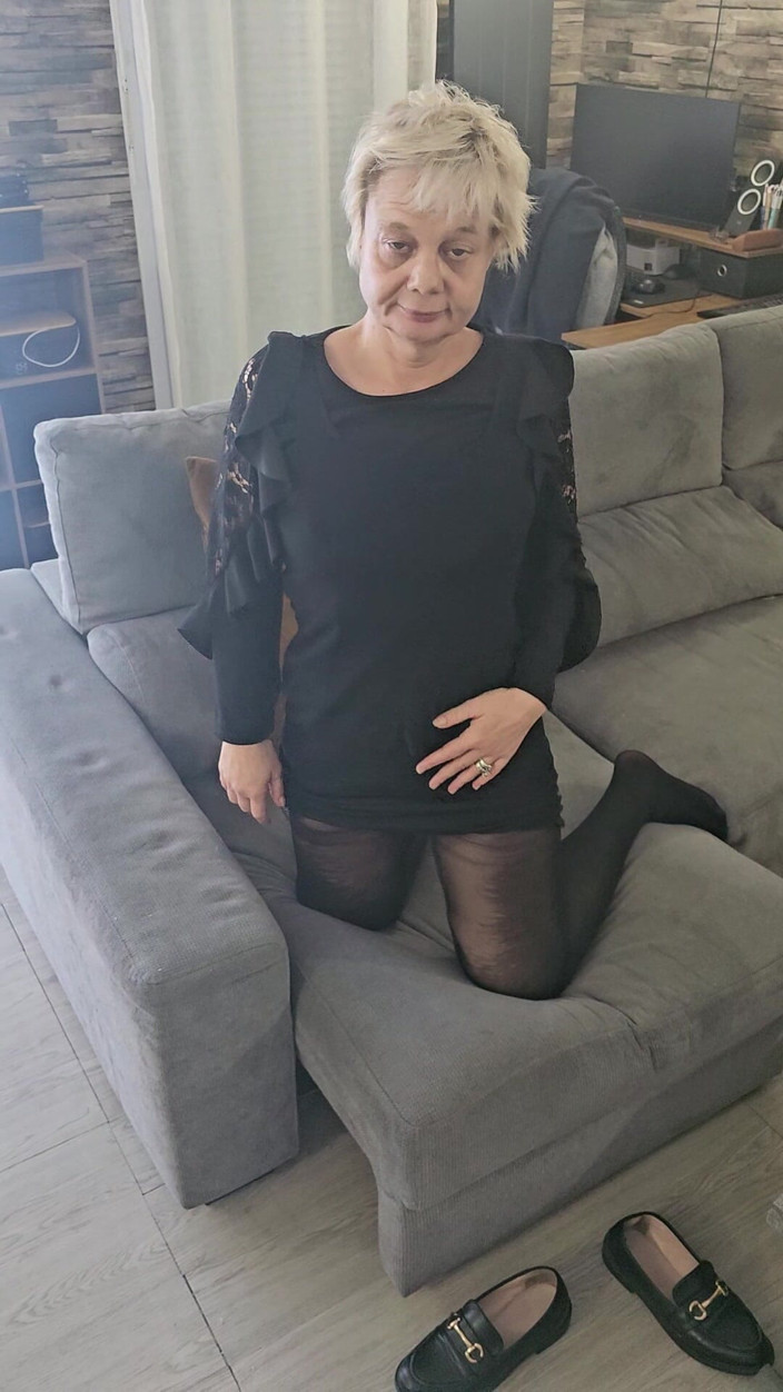 Sofy13: Bonjour Mon Chéri Viens Retirer Le Reste Et Me Baiser...