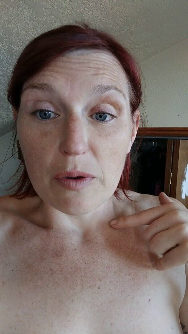 MistressWriggler: POV mini wank po vytáhnutí mého nového klitorisu, protože je...