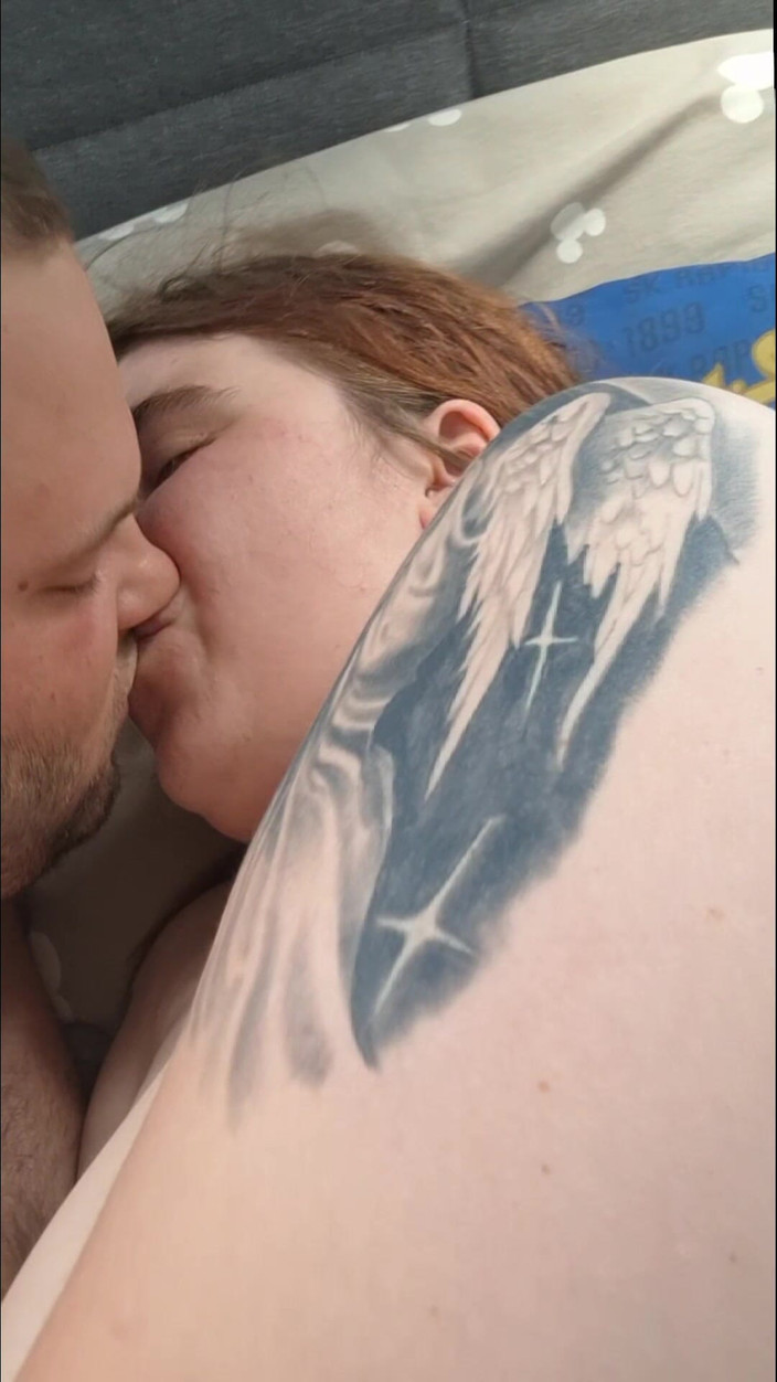 Hersecretlover: 나는 15 황소와 섹스를하고 있어, 내 남편은 그것에 대해 아무것도 몰라 - 최고의 클립 (모음)