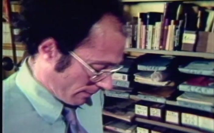 Vintage megastore: Грязные трюки - фильм о рестайлинге в Full HD версии