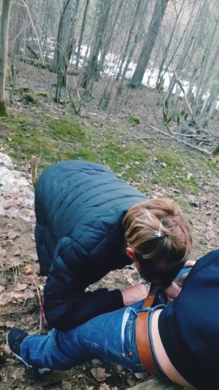 Crazyfamily 1970: Üvey annem ormanda sikimi emdi