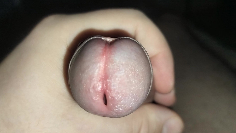 Uhri: Close up - kontol belum disunat dan dicrot sperma