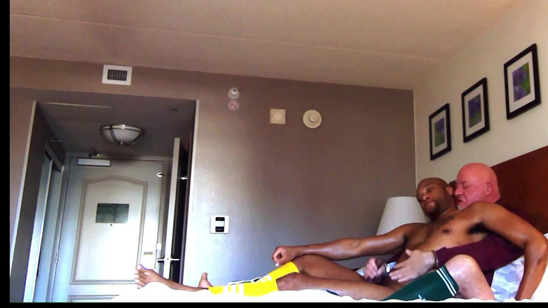 Kennie Jai: Kennie Jai Diurut Oleh Jurulatih