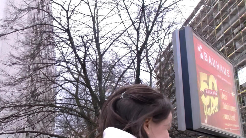 MMV BEST MOVIES AND CLIPS: Henjutan jalan dengan pepek liar di luar dan hisap