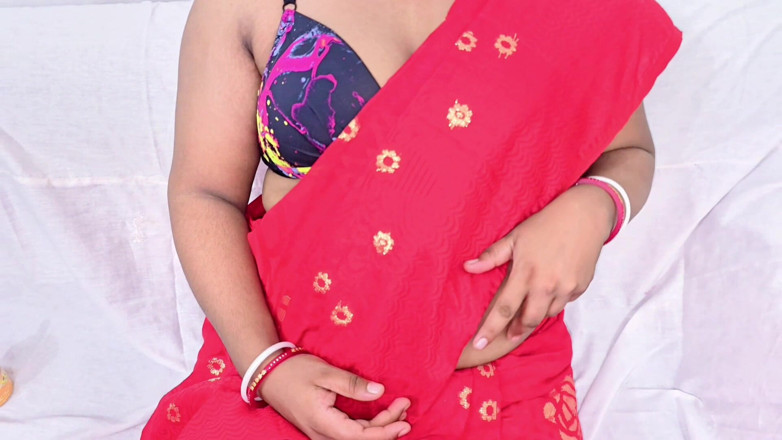 sweetpriya01: I Gave My Sister-in-law a Gift and Fucked Her.