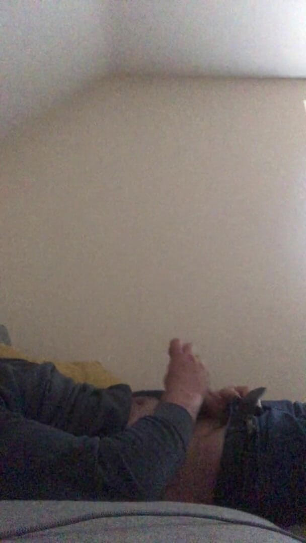 Irish34: Alone and horny wanking