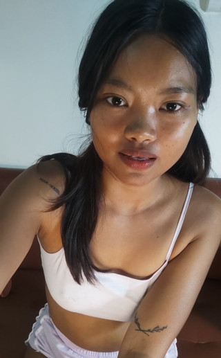 Cupcake: Play With My Tits and Dildo in My Ass