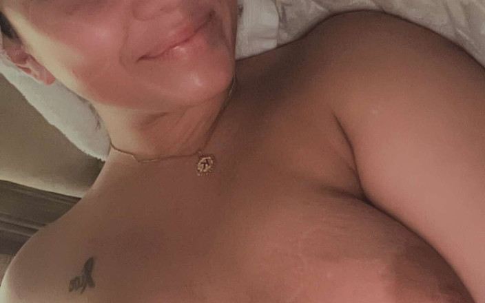 BuckleBunny: Quando la matrigna di papà giocherà!