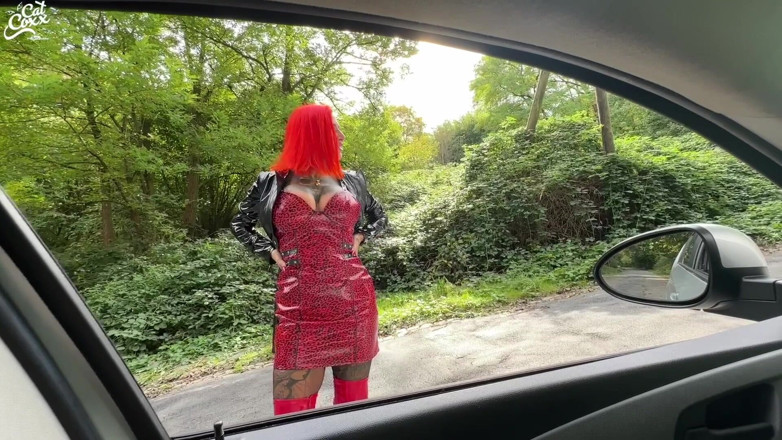 CatCoxx: Kinky Roadside Hookup! Boot-wearing Bitch Fucks Bareback.