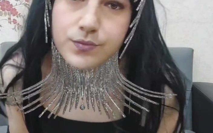 Kitty_Cross: Princess metal sultry: stil shimmering pentru îndrăzneț