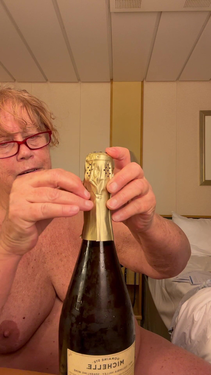 Big Ass 4 U: Okrzyki do zdejmowania mojego kostiumu kąpielowego