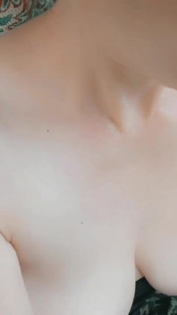 Jurken was metaut slipje en ik kom klaar in de mond sexy babe in mijn auto. Aftrekken vreemdeling