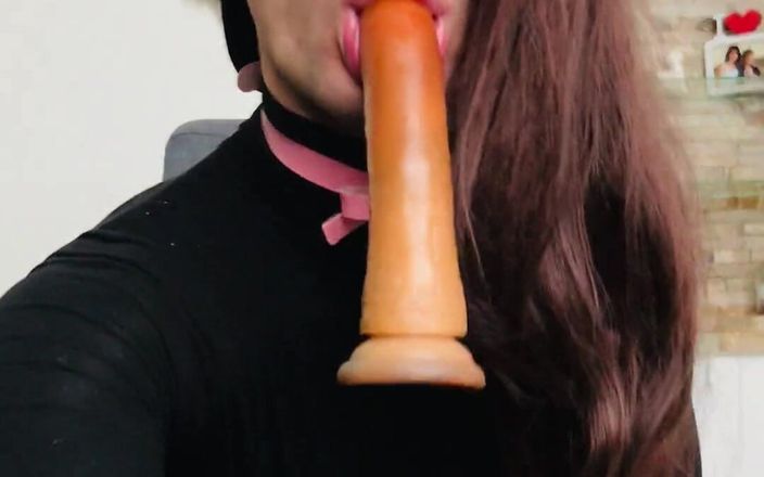 Merry Bell: 4K Full HD New Years Trans Throat Fuck with a...