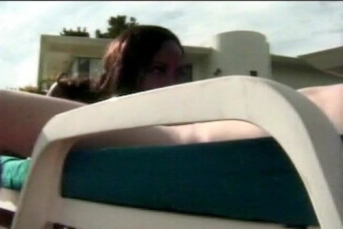 Backdoor sluts: Superb het ebenholtsbrud får sin fantastiska röv sprutad med sperma