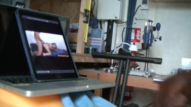STRAIGHT BOY CURIOUS: Yougn Latino Straight Sucked by Gay for 100euros