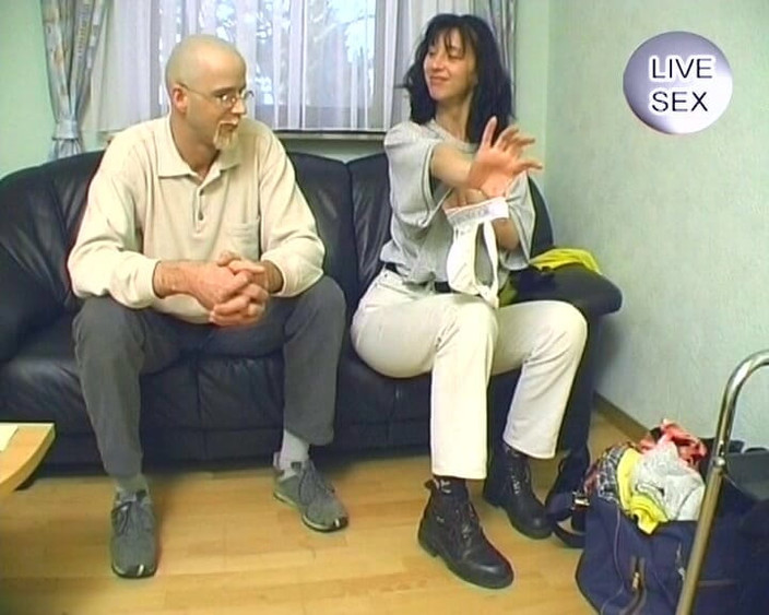 Homemade Market: 스타킹을 입은 독일 십대 핥고 따먹기