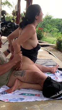 Bir süre benimle birlikte erkek arkadaşıma para teklif et