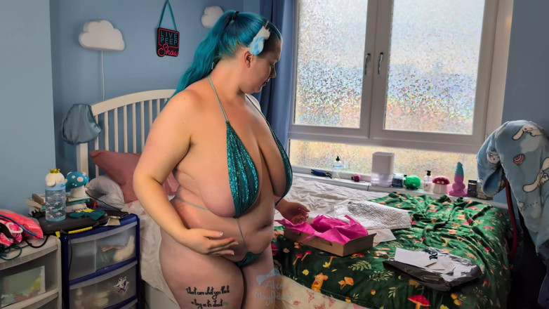 Alice_Mayflower_Scottish: Genie Pole nosí Slingkini &amp; Candyzombies rozbalení kravských uší a vyzkoušení -...
