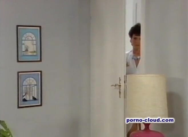 Porno Cloud: Madrasta fodida. DVD