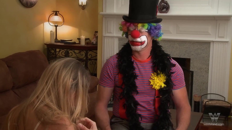 MILF stars: Magical clown to fulfill her wish