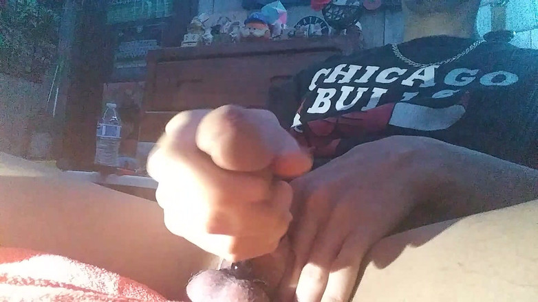 KingSpade: 在我抚摸我的套索鸡巴时挤压我的球，直到精液瀑布