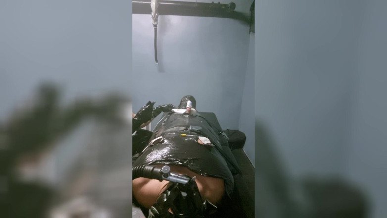 Madame Moira Dominatrix: The Slave Suffers with a Breathing Mask During Hard Dilation.