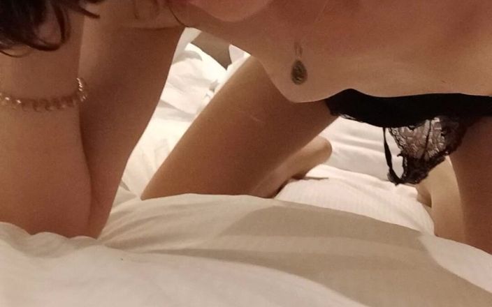 TSiris: Trans Girl Feeling Sexy in Hotel Room