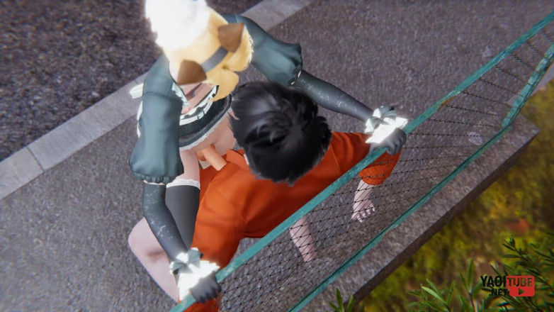 Yaoitube: Yaoi - la sexy cameriera femboy viene scopata in pubblico