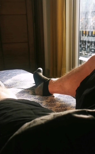 Dirty Talking Guy: Aproape sigur că vecinul mă urmărea