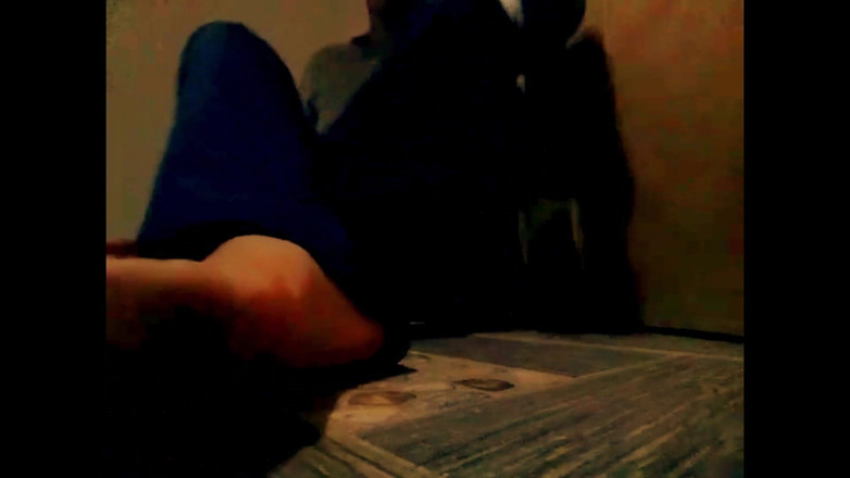 Nathalieprez4: 我和我的朋友开玩笑，我在楼梯边喷了