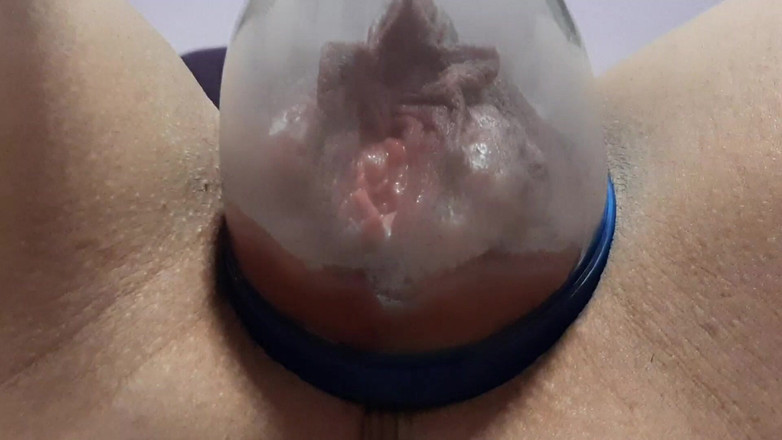 Danaxmuscles: İnanılmaz pompalanmış dev amcık