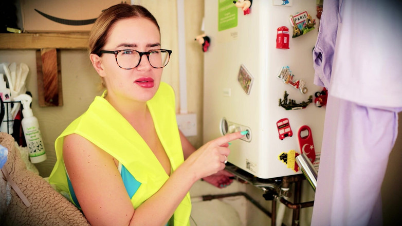 JessieHH: Jessiehh người phụ nữ sửa chữa nồi hơi