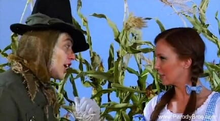 Parody Bros: Dorothy get her pussy slammed by scarecrow