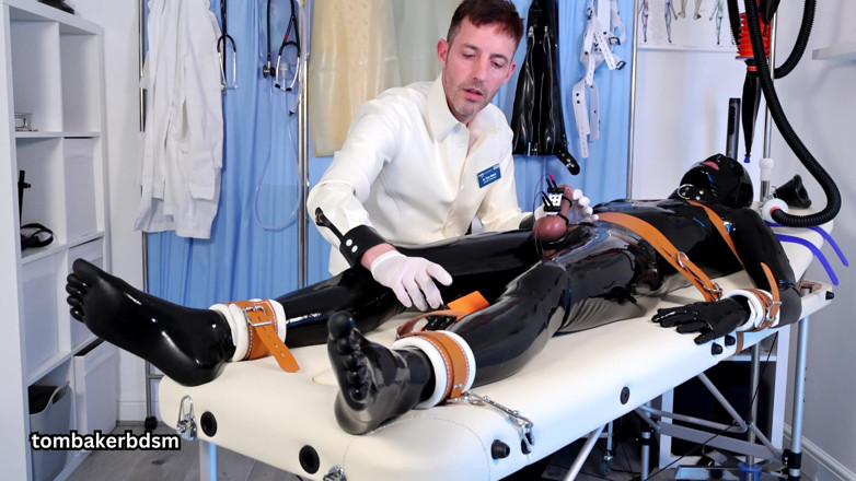 TomBakerBDSM: Testing the Gimp in the Rubber Clinic Pt 2