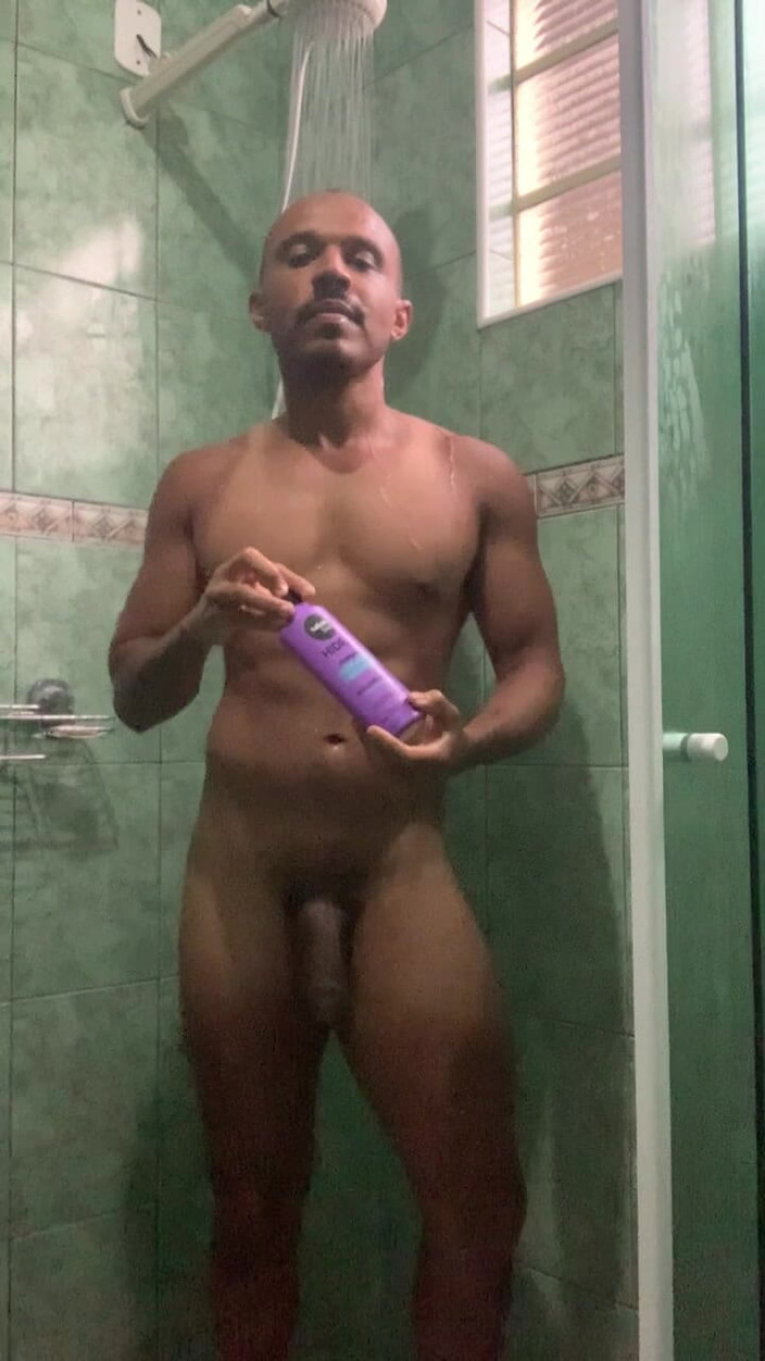 Ken Wild: Принимаю душ и жду, когда мой парень займётся мной горячим сексом