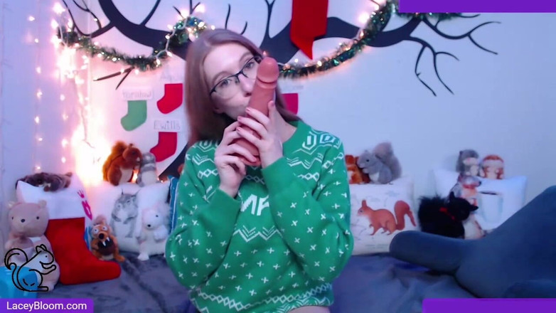 Lacey Bloom: Live Show: Blow Jobs at Christmas 5:50