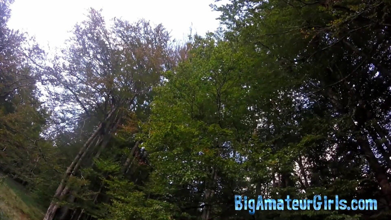 Big Amateur Girls: Blowjob as the sun rises in the morning in the...