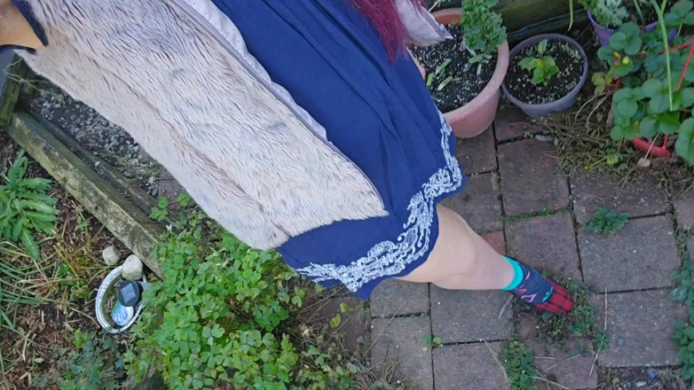 Nerdy_faery: Water the Garden