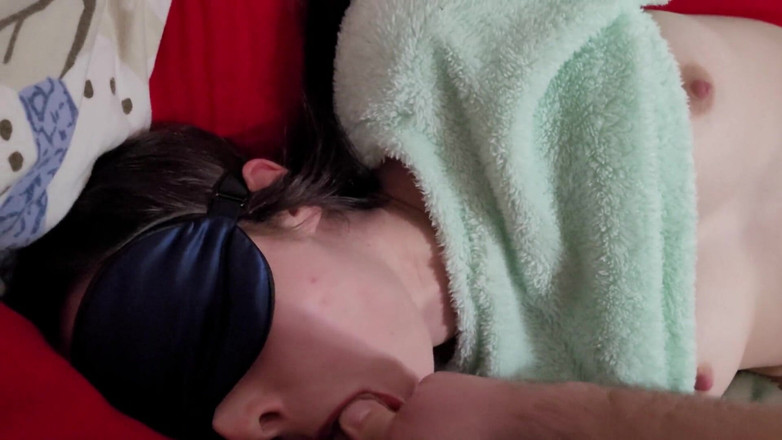 Mimiandevan: 탱글탱글한 딥 스로트 따먹기 오럴과 입에 사정