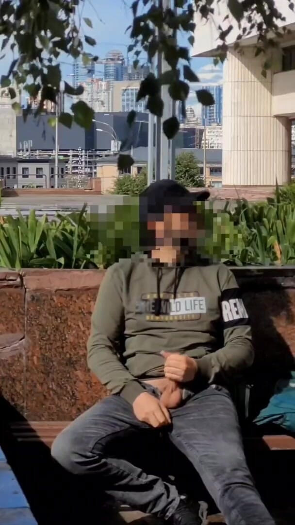 Wanker forever: Melancap yang sangat berisiko melampau di pusat bandar. Orang ramai...