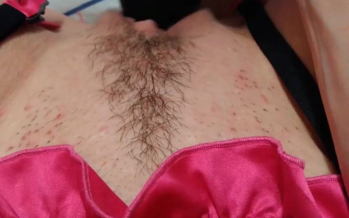 HellENXxOo: Vedere la persoana 1 - orgasm puternic și tremurături
