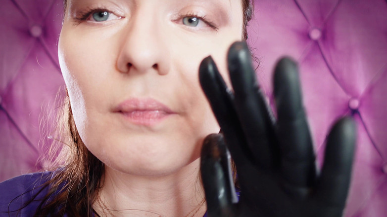 Arya Grander: Asmr: Pohltit fetiš obryně Vibes Mukbang Video Sfw v nitrilních...